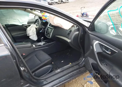 2018 Nissan Altima 2.5 Sv z USA, uszkodzony, nr VIN 1N4AL3AP2JC195078